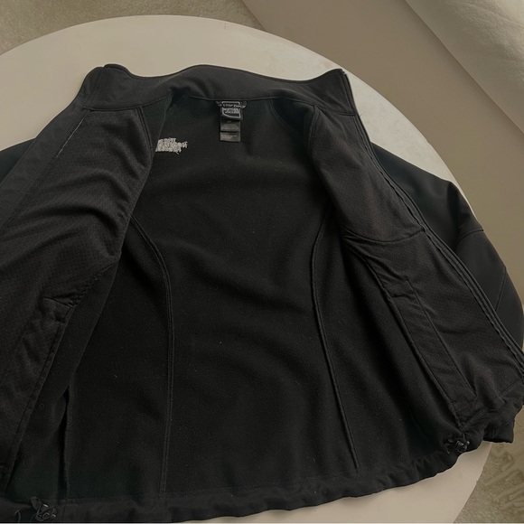 SOLD - The North Face Apex Bionic Women’s Soft Shell Jacket in Black Size Small - Picture 3 of 12
